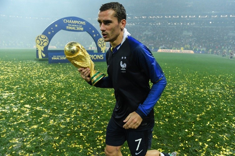 RMC：法国足协仍计划为格列兹曼举行致敬仪式，可能在世界杯之后