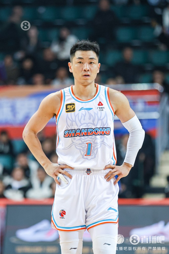 高诗岩：退役后想当一名青训教练 我们不缺乏一些好苗子